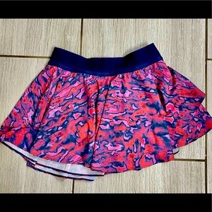 Lululemon Court Rival High Rise Skirt. Worn once. Size 8